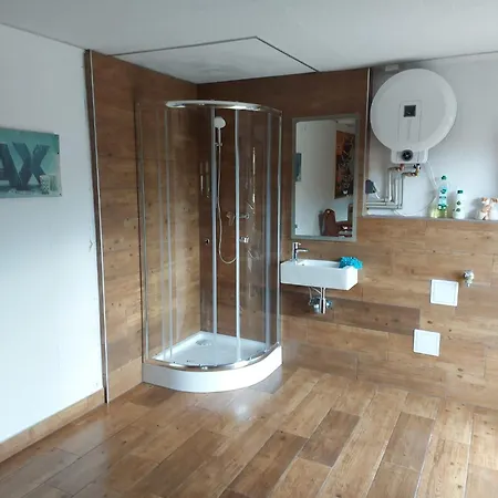 別荘 Chata Kvetov Květov