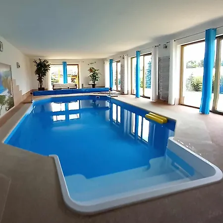 別荘 Chata Kvetov Květov